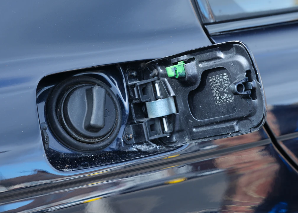 2000 BMW E39 M5 - Image 25 of 31