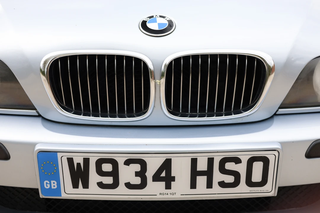 2000 BMW E39 M5 - Image 16 of 31