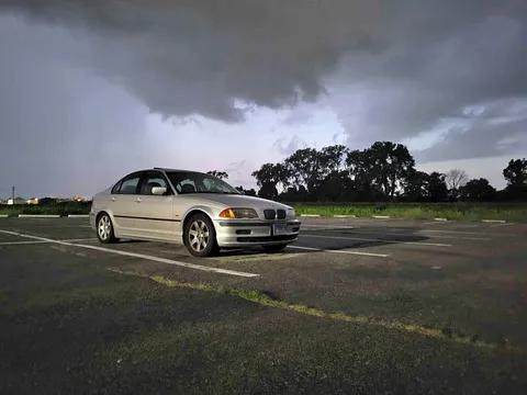 2000 BMW 323i E46 Sedan