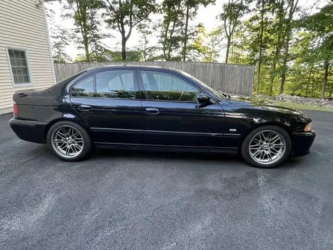 2000 BMW M5
