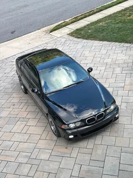 2000 BMW M5