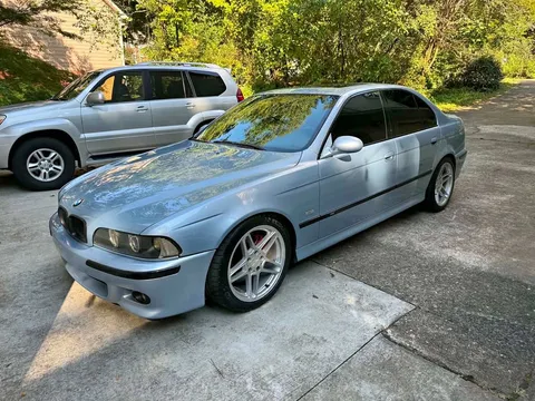 2000 BMW M5