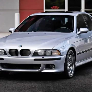 2000 BMW M5