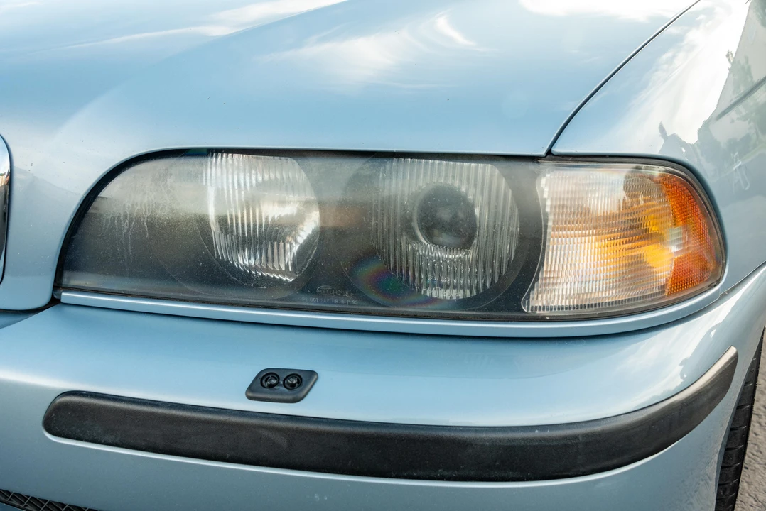 2000 BMW E39 M5 - Image 18 of 31