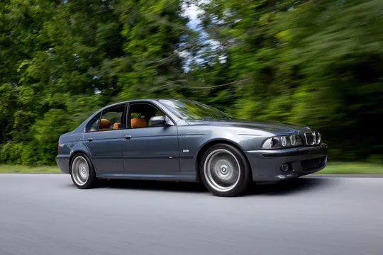 2000 BMW M5