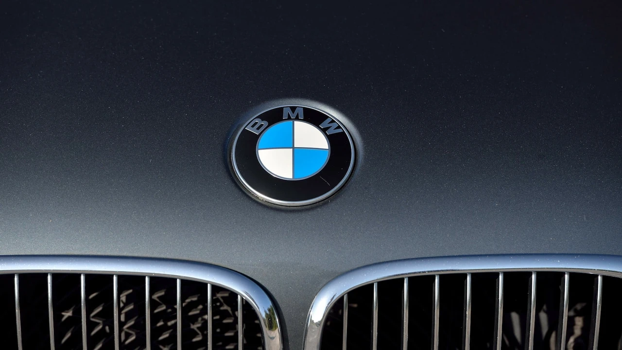 2000 BMW E39 M5 - Image 10 of 26