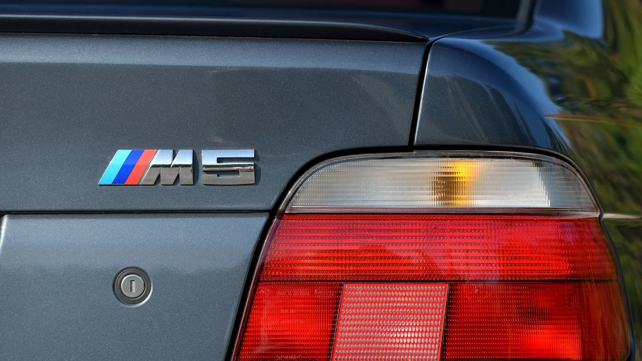 2000 BMW E39 M5 - Image 11 of 26