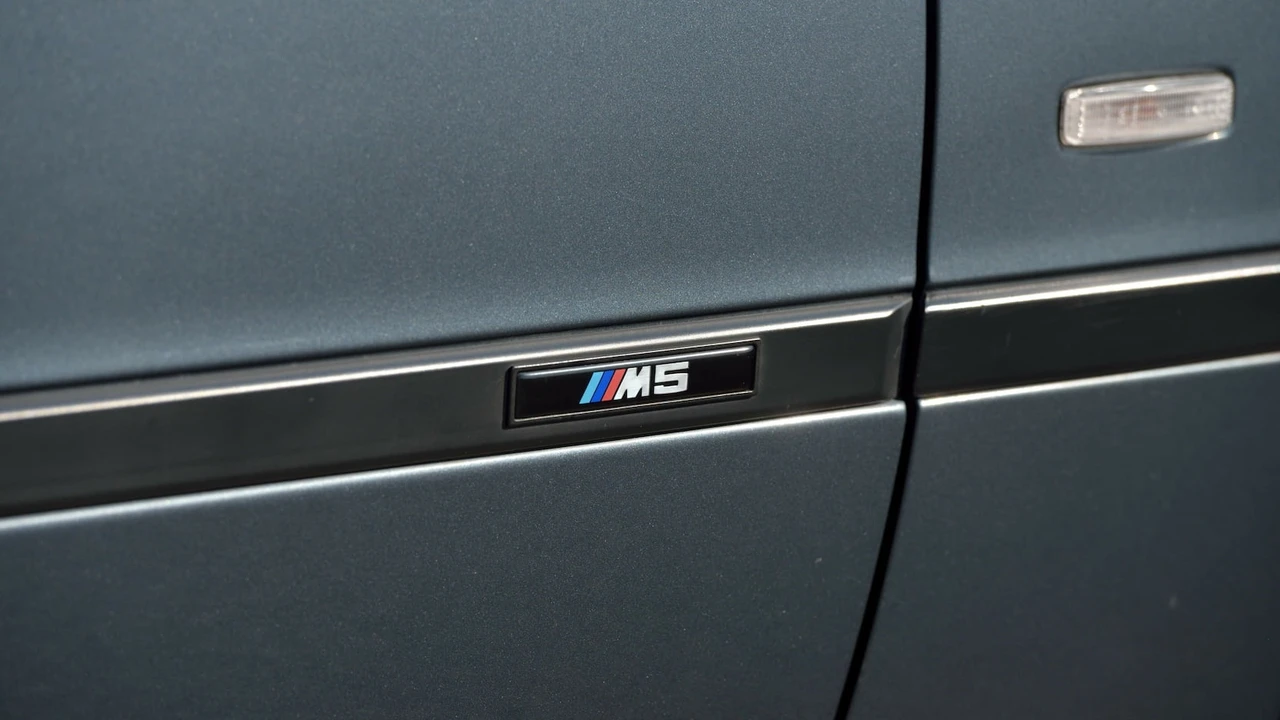 2000 BMW E39 M5 - Image 16 of 26
