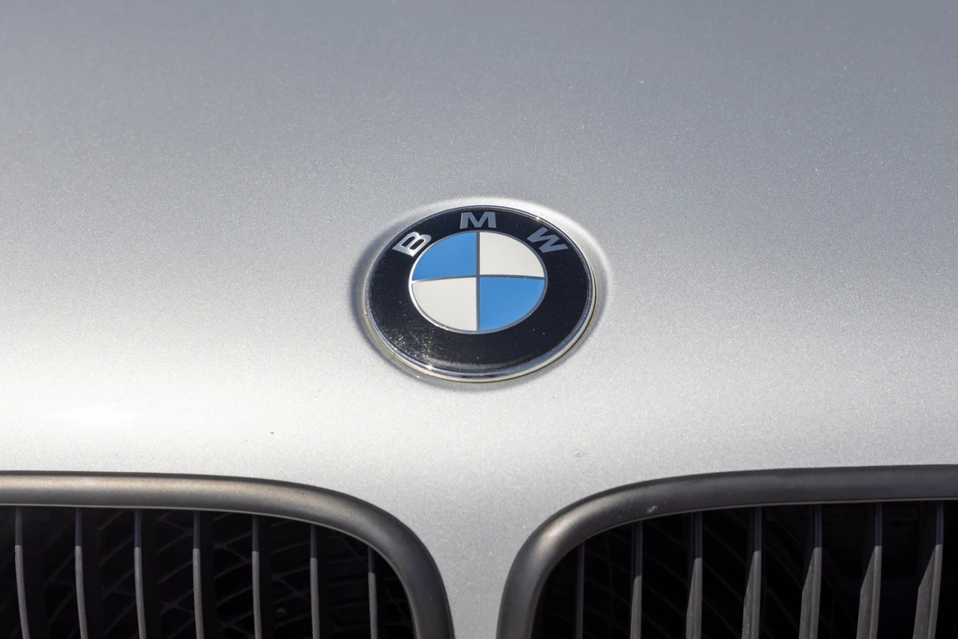 2000 BMW E39 M5 - Image 13 of 31