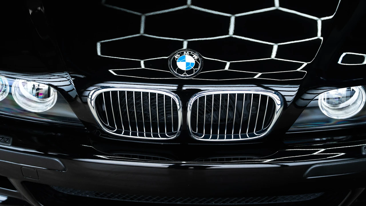 2000 BMW E39 M5 - Image 25 of 31