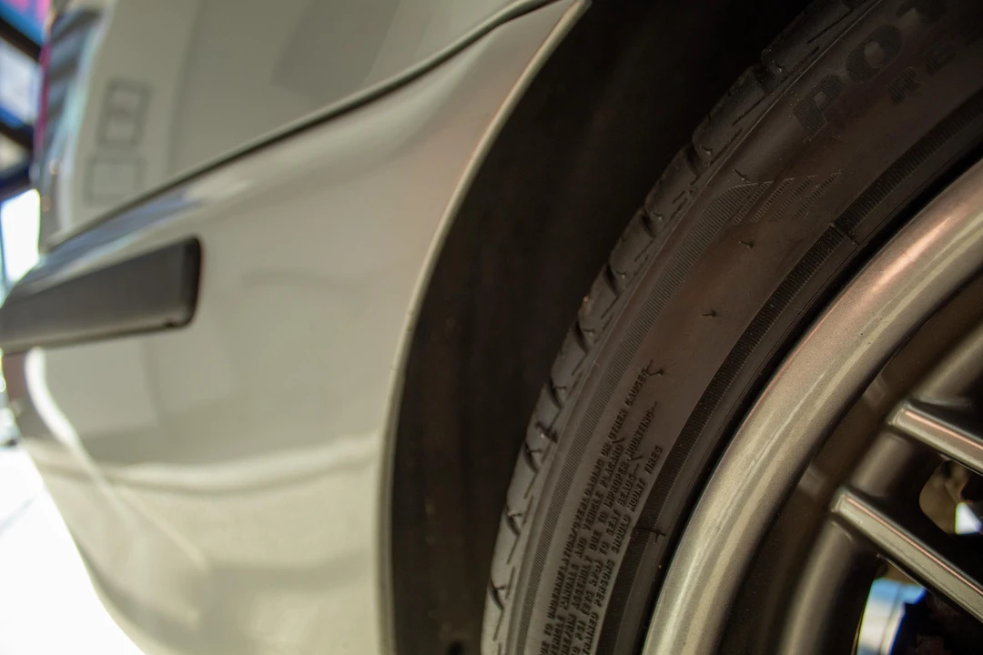 2000 BMW E39 M5 - Image 15 of 31