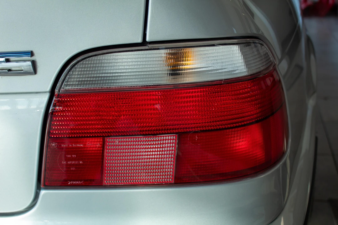 2000 BMW E39 M5 - Image 20 of 31
