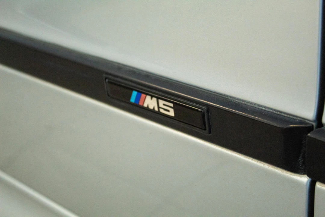 2000 BMW E39 M5 - Image 24 of 31