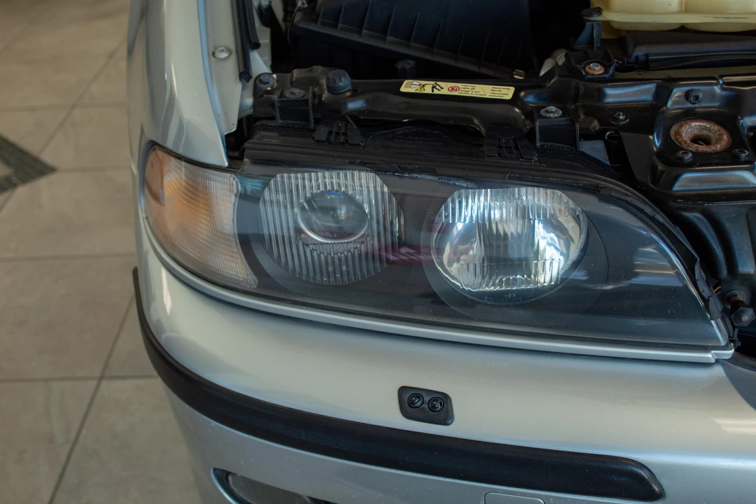 2000 BMW E39 M5 - Image 11 of 31