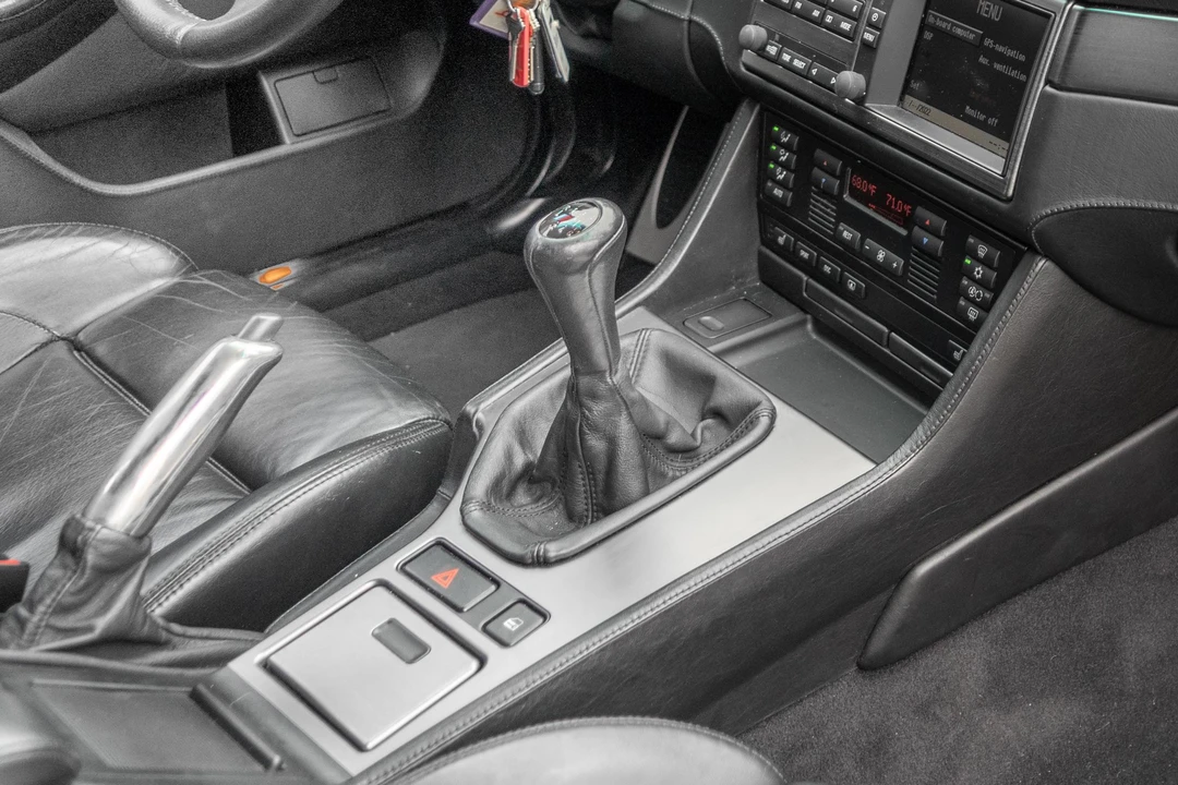 2000 BMW E39 M5 - Image 17 of 31