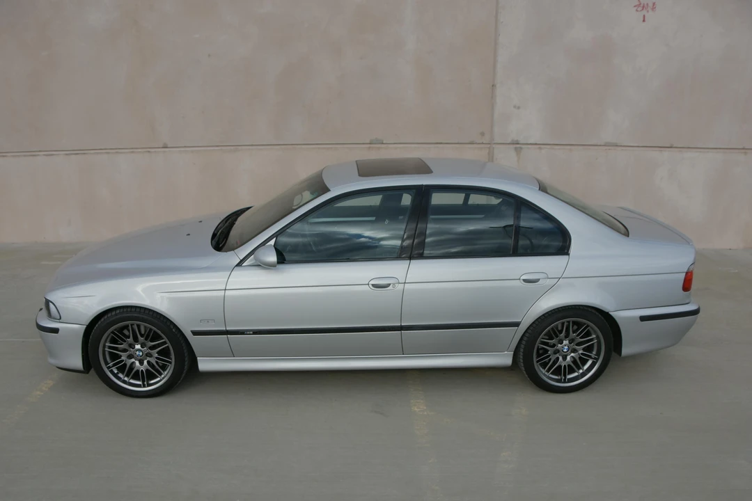 2000 BMW E39 M5 - Image 12 of 31