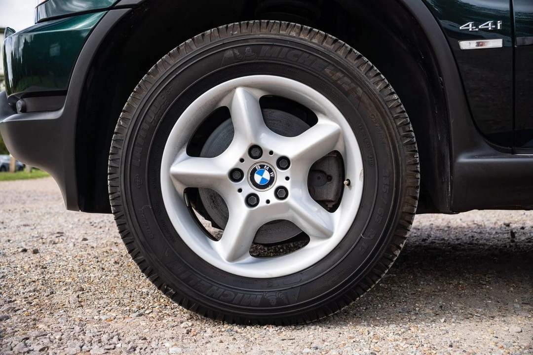 2000 BMW E53 X5 - Image 18 of 30