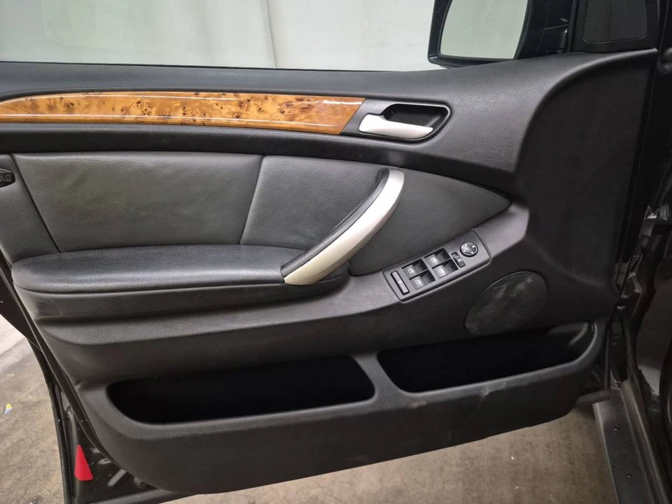 2000 BMW E53 X5 - Image 11 of 15