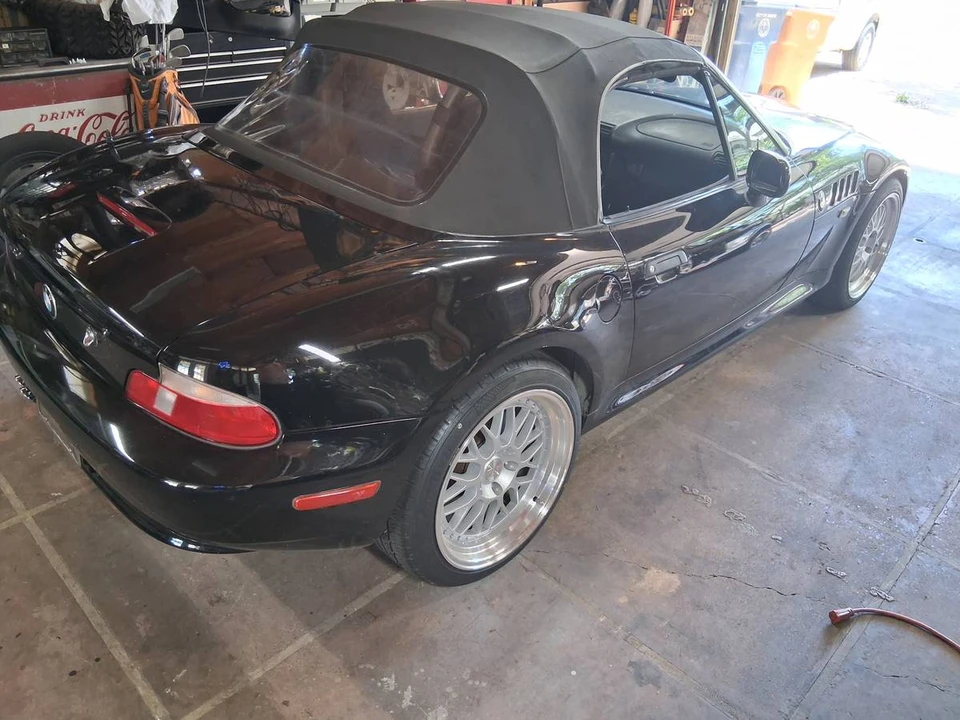 2000 BMW Z3 Roadster - Image 2 of 16