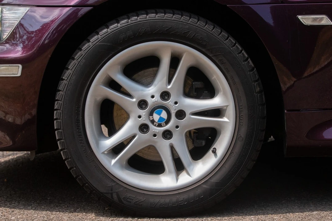 2000 BMW Z3 Roadster - Image 14 of 30
