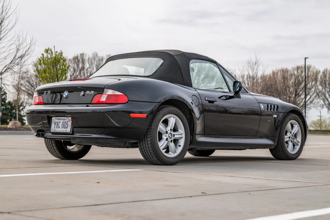 2000 BMW Z3 Roadster - Image 15 of 31