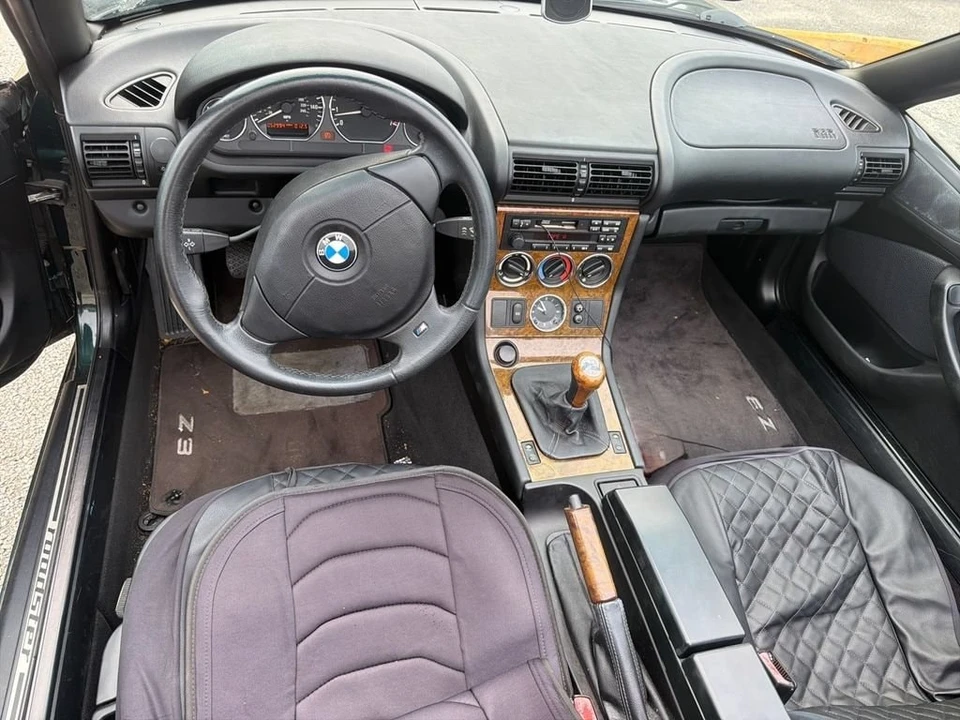 2000 BMW Z3 Roadster - Image 7 of 8