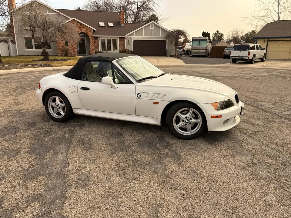 2000 BMW Z3 Roadster - Image 2 of 11