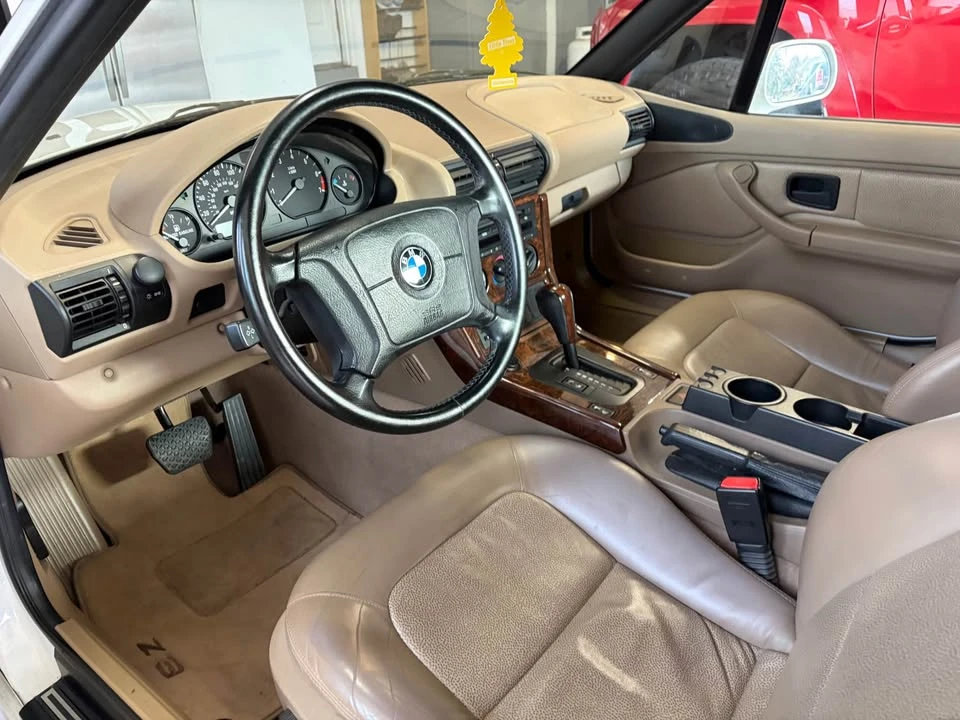2000 BMW Z3 Roadster - Image 9 of 11