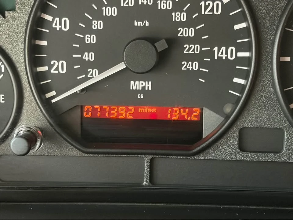 2000 BMW Z3 Roadster - Image 3 of 11