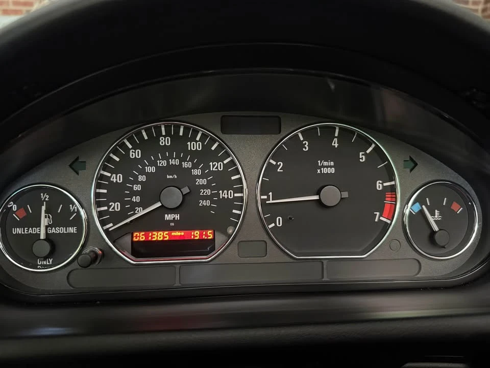2000 BMW Z3 Roadster - Image 2 of 14