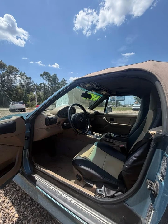 2000 BMW Z3 Roadster - Image 3 of 12
