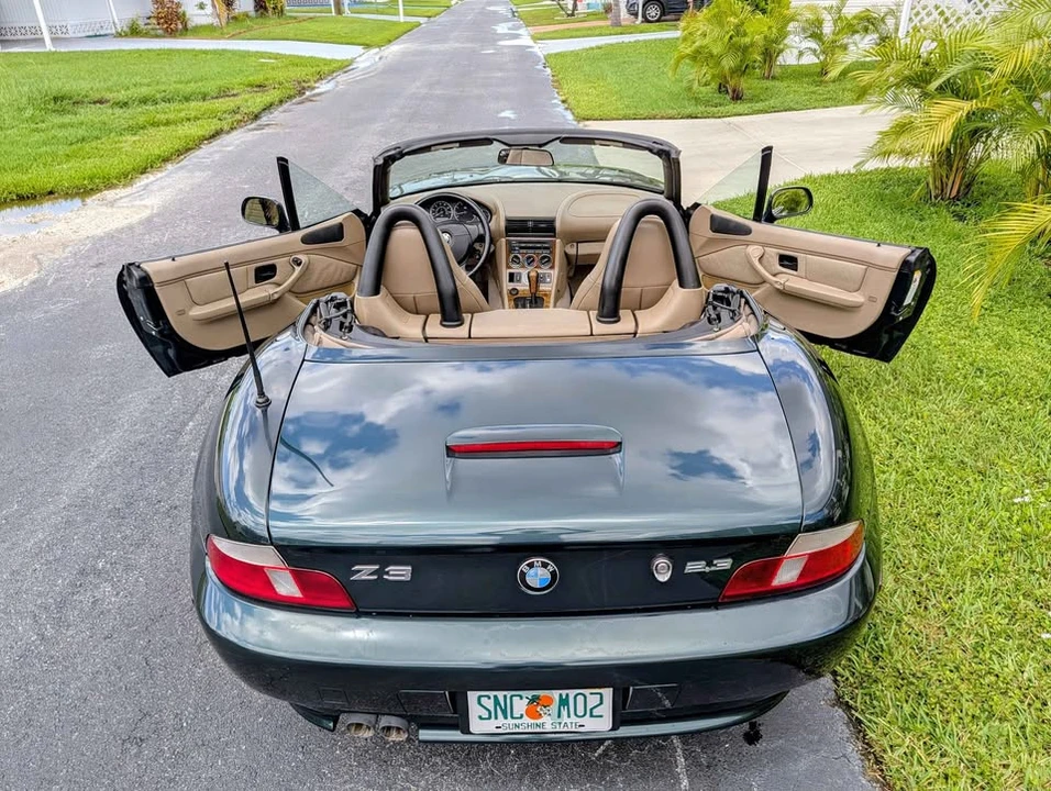 2000 BMW Z3 Roadster - Image 2 of 10