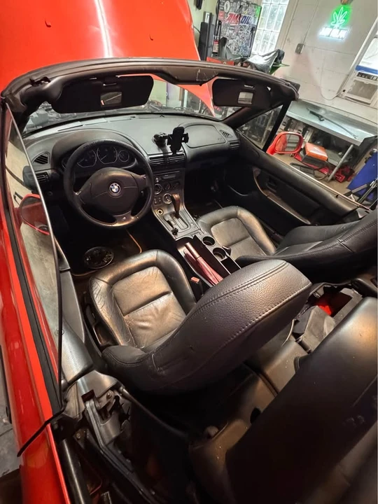 2000 BMW Z3 Roadster - Image 7 of 19