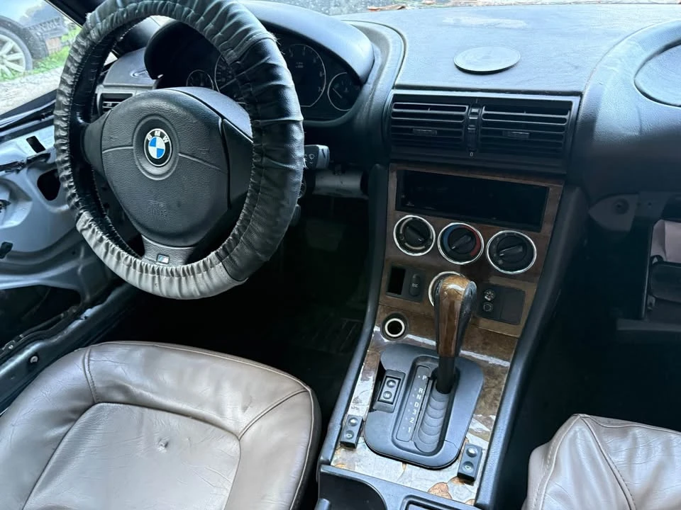 2000 BMW Z3 Roadster - Image 7 of 8