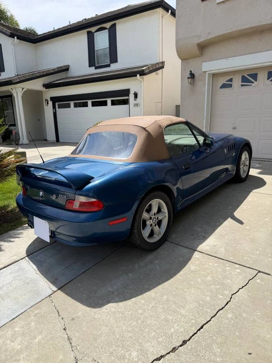 2000 BMW Z3 Roadster - Image 2 of 11