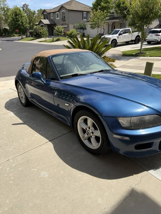 2000 BMW Z3 Roadster - Image 2 of 7