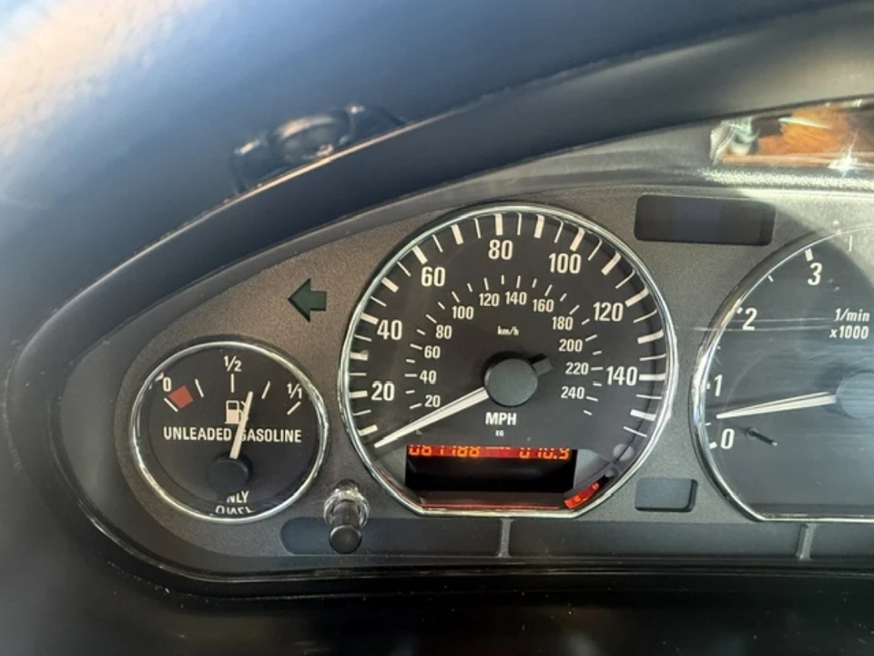 2000 BMW Z3 Roadster - Image 11 of 15