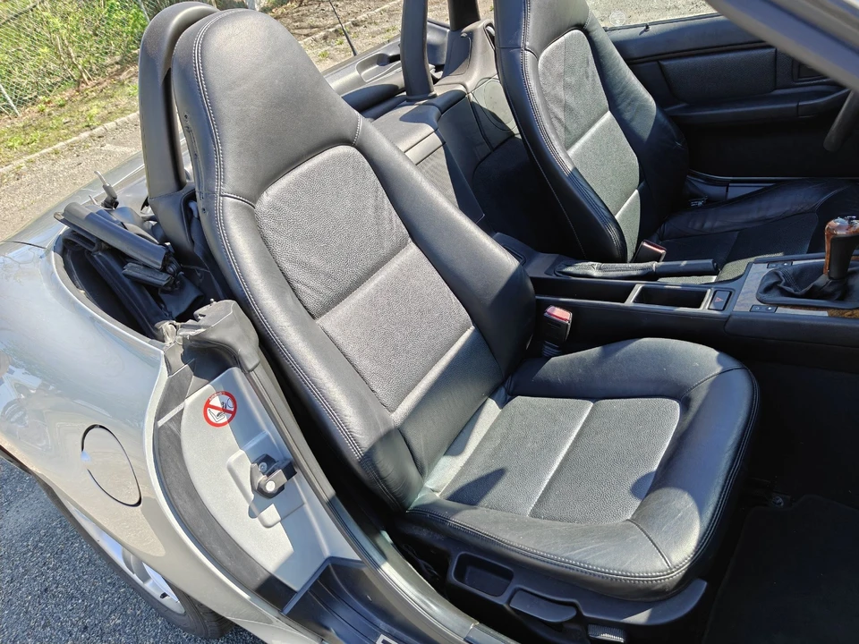 2000 BMW Z3 Roadster - Image 18 of 31