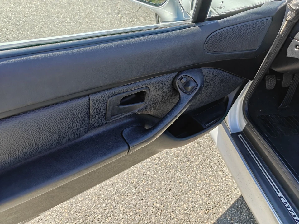 2000 BMW Z3 Roadster - Image 15 of 31