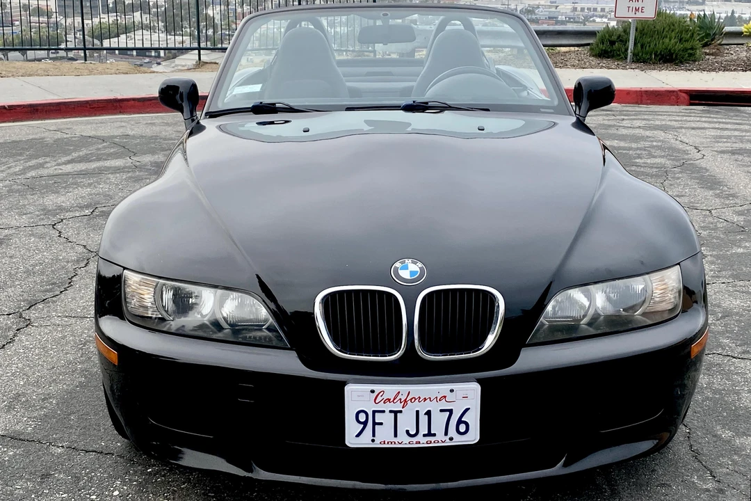 2000 BMW Z3 Roadster - Image 2 of 31