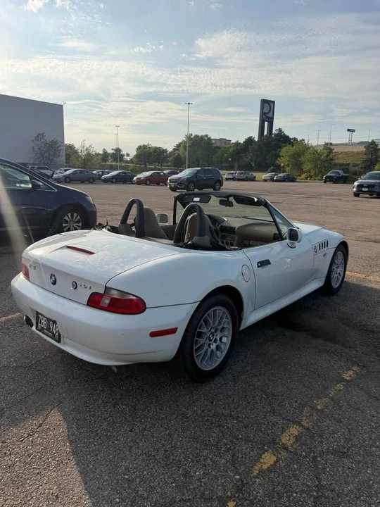 2000 BMW Z3 Roadster - Image 7 of 18