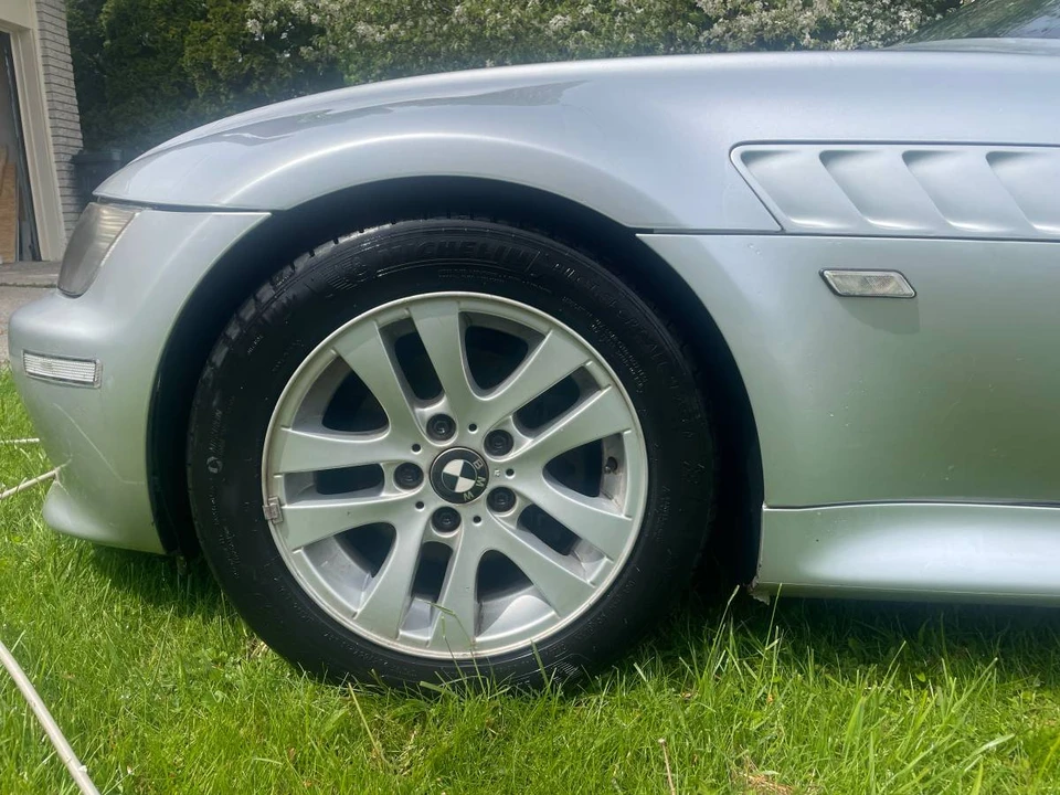 2000 BMW Z3 Roadster - Image 2 of 6