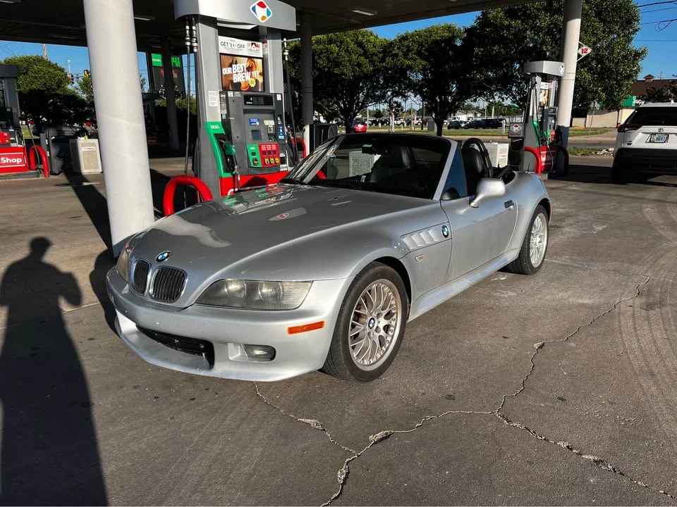 2000 BMW Z3 Roadster - Image 2 of 10