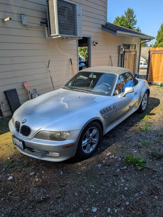 2000 BMW Z3 Roadster - Image 2 of 13
