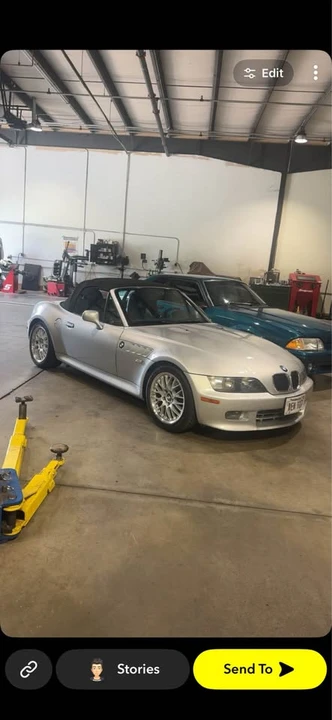2000 BMW Z3 Roadster - Image 2 of 11