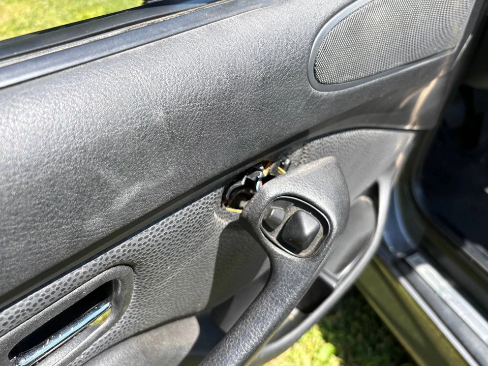 2000 BMW Z3 Roadster - Image 13 of 13
