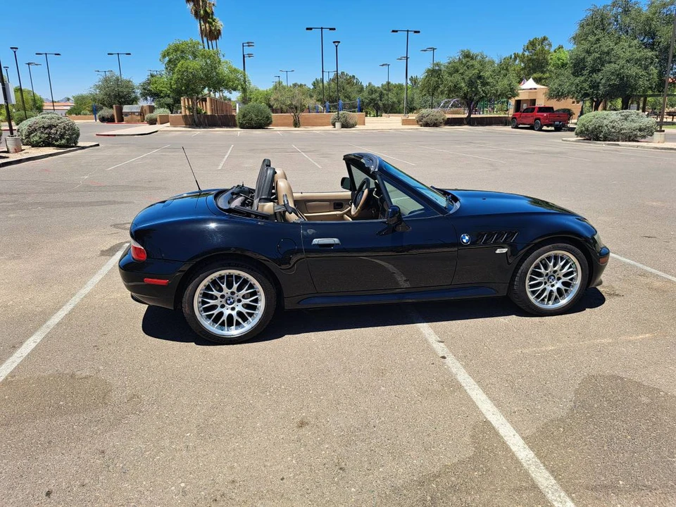 2000 BMW Z3 Roadster - Image 2 of 24