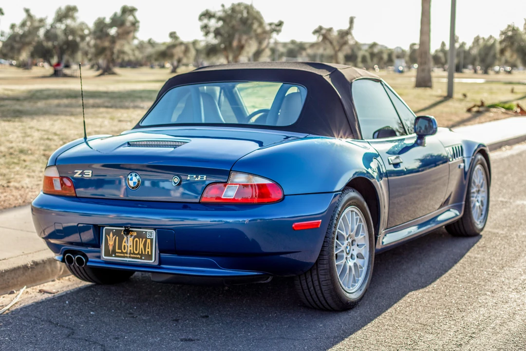 2000 BMW Z3 Roadster - Image 12 of 31