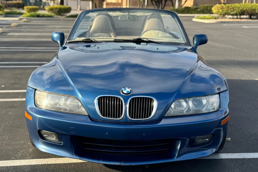 2000 BMW Z3 Roadster - Image 2 of 31