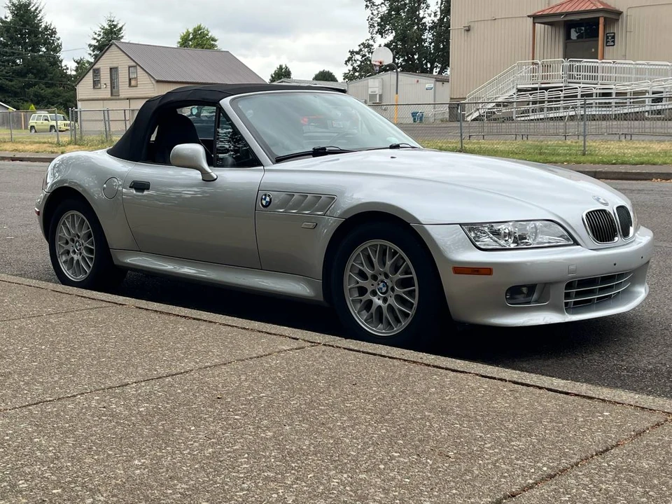 2000 BMW Z3 Roadster - Image 10 of 23
